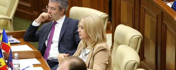 Заседание парламента 18 июня Заседание парламента 18 июня - Sputnik Молдова