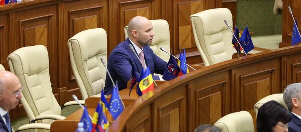 Заседание парламента 18 июня - Sputnik Moldova