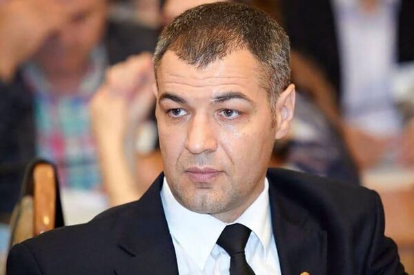 Bani și politică: Topul cheltuielilor electorale ale candidaților Bani și politică: Topul cheltuielilor electorale ale candidaților - Sputnik Moldova