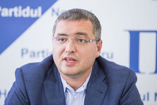 Bani și politică: Topul cheltuielilor electorale ale candidaților Bani și politică: Topul cheltuielilor electorale ale candidaților - Sputnik Moldova