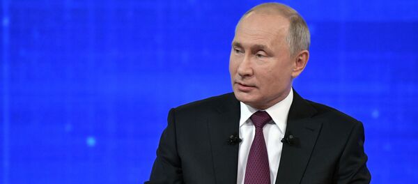 Прямая линия с президентом РФ Владимиром Путиным - Sputnik Moldova-România