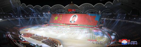 Портрет лидера Китая Си Цзиньпина во время его визита в Пхеньян, КНДР - Sputnik Moldova-România