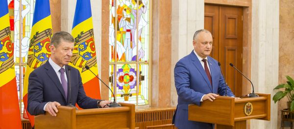 Președintele Igor Dodon și vicepremierul rus Dmitri Kozak au susținut o conferință de presă comună - Sputnik Moldova