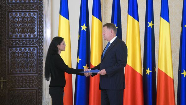 Depunerea jurământului de învestitură în funcția de ministru al justiției, de către Ana BIRCHALL - Sputnik Moldova-România