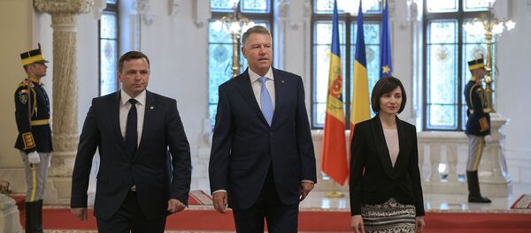 Maia Sandu, Andrei Năstase și Klaus Iohannis Maia Sandu, Andrei Năstase și Klaus Iohannis - Sputnik Moldova