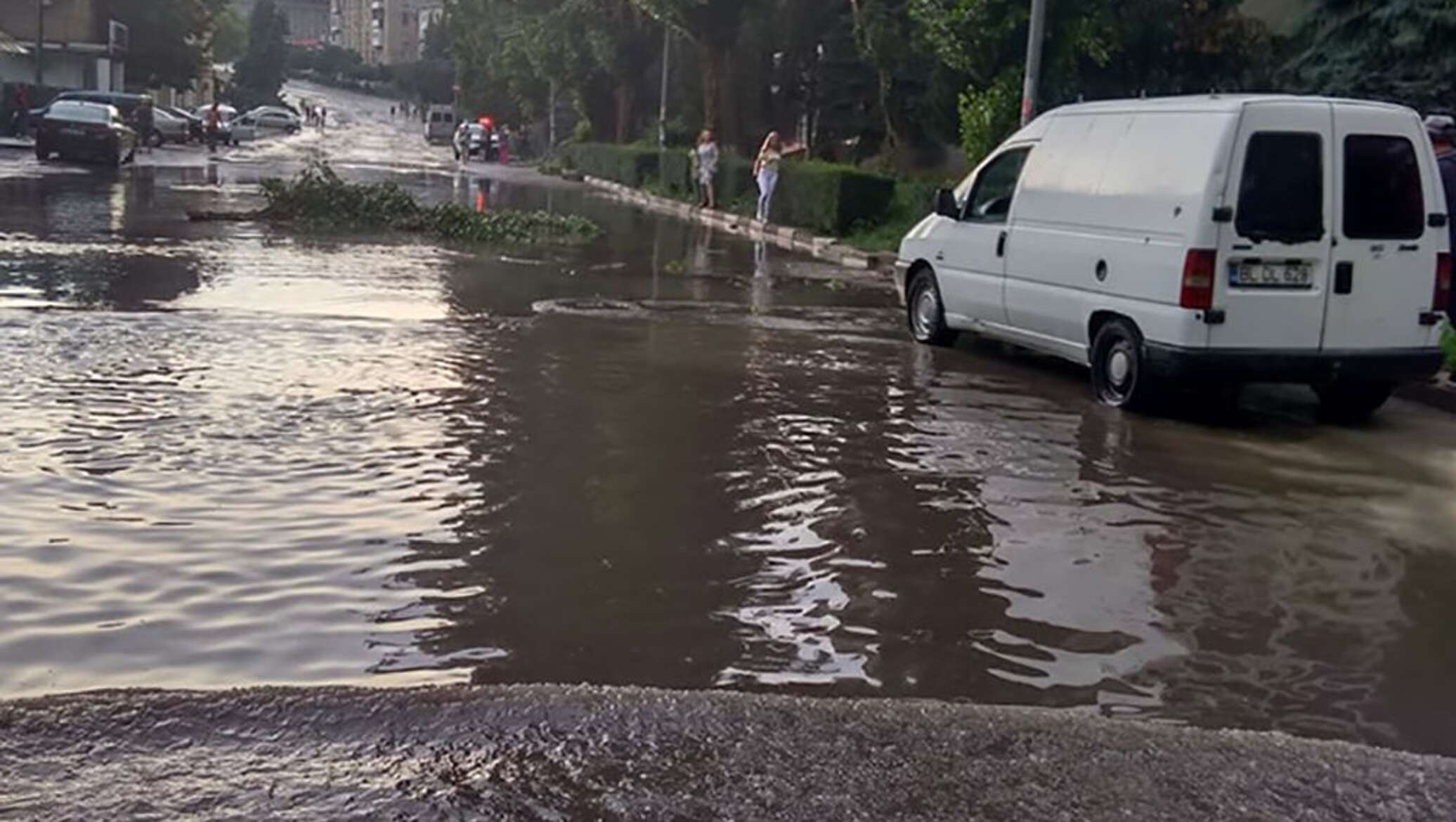 Буря в молдове. Ливни в Молдове. Погода в Молдове. Погода в Кишиневе.