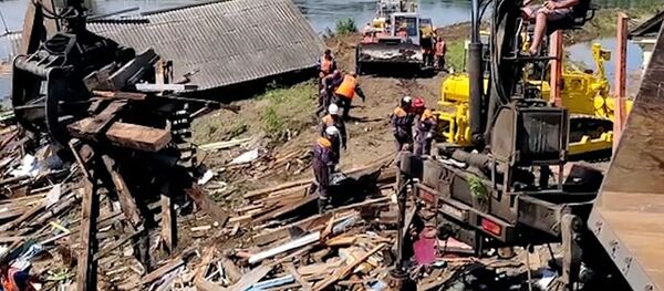 Ситуация в зоне подтопления в Иркутской области - Sputnik Молдова