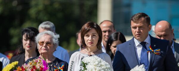 Maia Sandu și Andrei Năstase de ziua comemorării deportaților  - Sputnik Moldova