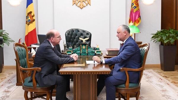 Президент Молдовы Игорь Додон и посол России в республики Олег Васнецов - Sputnik Moldova