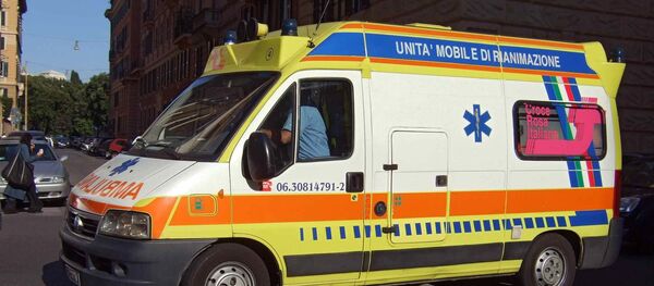 Italian Red Cross  ambulance - Sputnik Moldova-România