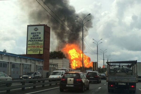 Incendiu de proporții lângă o centrală electrică , 11 răniți - Video Incendiu de proporții lângă o centrală electrică , 11 răniți - Video - Sputnik Moldova-România