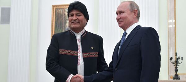 Președintele Boliviei, Evo Morales, și președintele Federației Ruse, Vladimir Putin - Sputnik Moldova