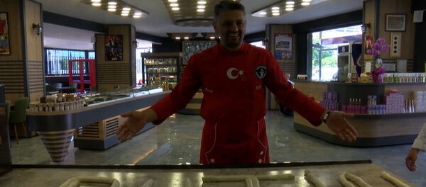 Un bucătar turc i-a trimis lui Putin o prăjitură - Sputnik Moldova