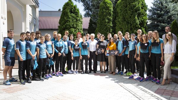 Prezentarea echipei naționale a Moldovei care va participa la Festivalul Olimpic al Tineretului European - Sputnik Moldova
