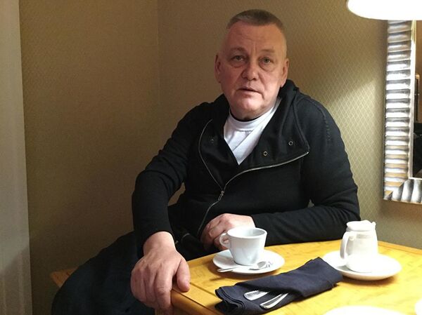 Тайная тюрьма в аэропорту Мариуполя: торговля заключенными Тайная тюрьма в аэропорту Мариуполя: торговля заключенными - Sputnik Молдова