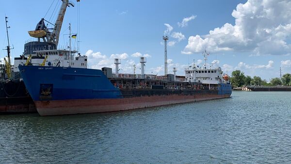 Задержанное СБУ российское судно в порту Измаила, Украина. 25 июля 2019 - Sputnik Молдова