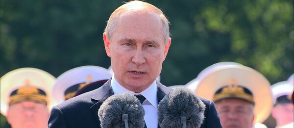 Путин поздравил военных моряков с праздником Путин поздравил военных моряков с праздником - Sputnik Молдова