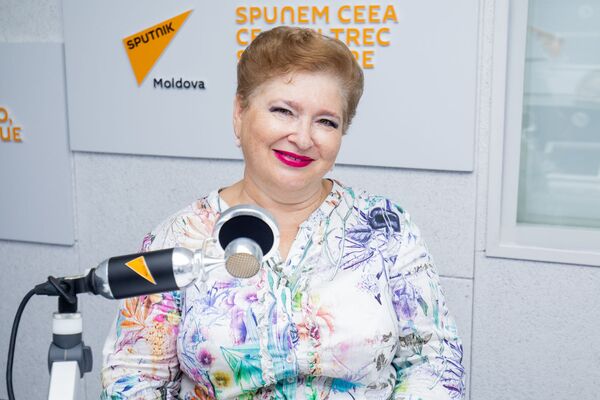 Стоматолог назвала причину появления кариеса и как с ним бороться Стоматолог назвала причину появления кариеса и как с ним бороться - Sputnik Молдова