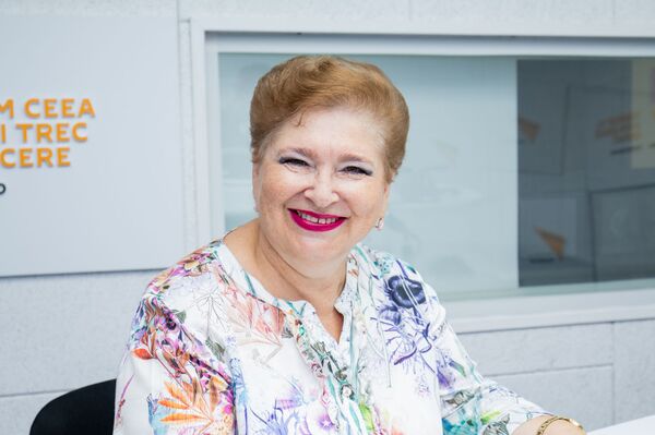 Стоматолог рассказал, как родителям помочь детям сохранить здоровье зубов Стоматолог рассказал, как родителям помочь детям сохранить здоровье зубов - Sputnik Молдова