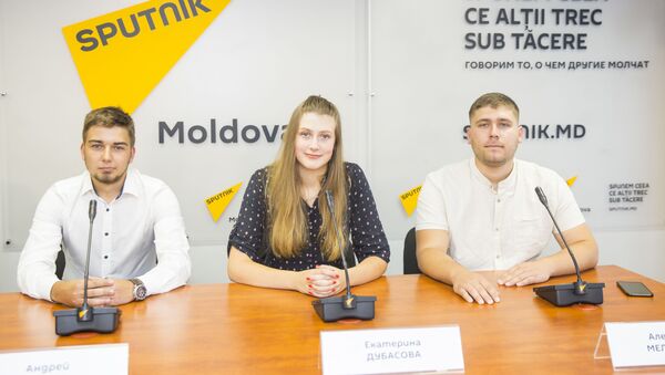 Андрей Метта, Екатерина Дубасова и Александр Мельничук - Sputnik Молдова