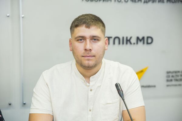 Молдавской молодежи надоедает политика - Sputnik Молдова