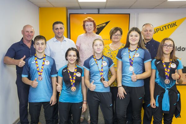 Игры в Баку: молдавскому призеру не хватило до золота несколько сантиметров Игры в Баку: молдавскому призеру не хватило до золота несколько сантиметров - Sputnik Молдова