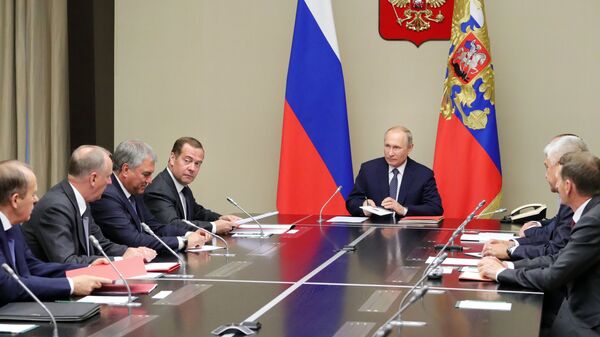 Vladimir Putin la Consiliul de securitate a Rusiei - Sputnik Moldova-România