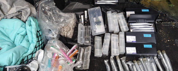 Implanturi dentare de contrabandă Implanturi dentare de contrabandă - Sputnik Moldova