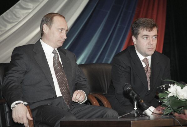 Владимир Путин 20 лет назад пришел в большую политику - Sputnik Молдова