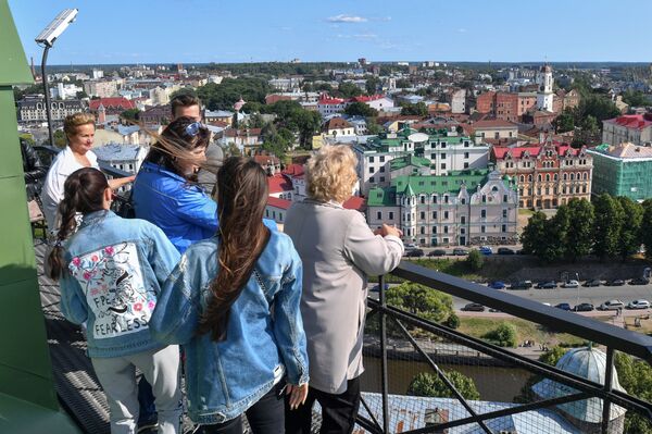 Главное - общение: участники конкурса Ты супер! посетили Санкт-Петербург Главное - общение: участники конкурса Ты супер! посетили Санкт-Петербург - Sputnik Молдова