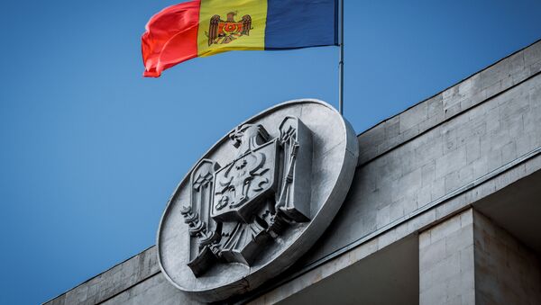 Drapelul de Stat pe sediul Guvernului - Sputnik Moldova