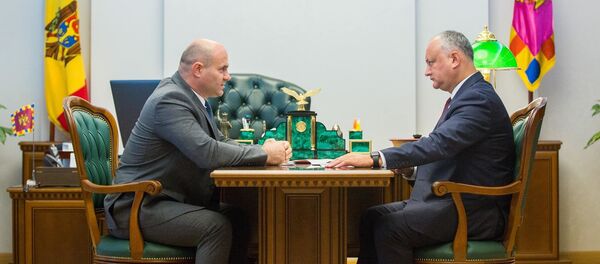 Igor Dodon a avut o întrevedere de lucru cu dl Pavel Voicu, Ministru al Apărării - Sputnik Moldova