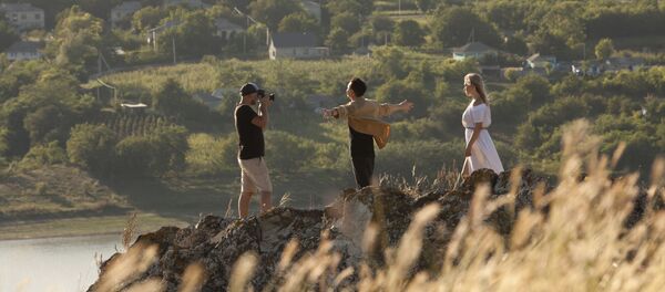 Юлия Ильенко и Mishel Dar сняли клип в Молдове - Sputnik Молдова