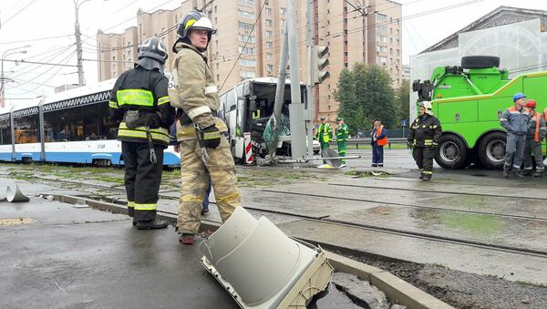 Accident cu implicarea unui autobuz la Moscova - Sputnik Moldova
