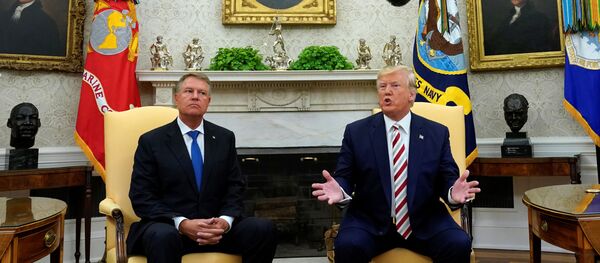 Klaus Iohannis şi Donald Trump - Sputnik Moldova-România