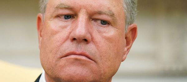 Клаус Йоханнис и Дональд Трамп Клаус Йоханнис и Дональд Трамп - Sputnik Moldova-România