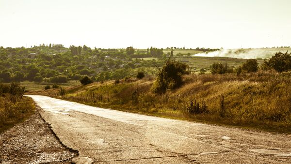 Дорога к селу Вэратик на севере Молдовы - Sputnik Moldova