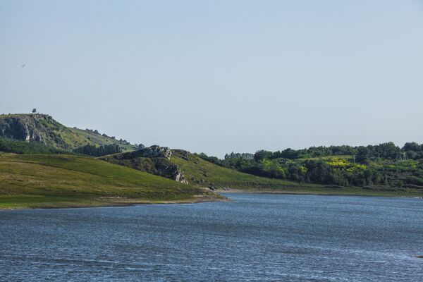 Lacul de acumulare Costești - Stânca începe lângă satul Văratic - Sputnik Moldova