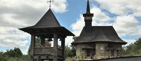 Тайны самой старой в Молдове деревянной церкви Тайны самой старой в Молдове деревянной церкви - Sputnik Молдова