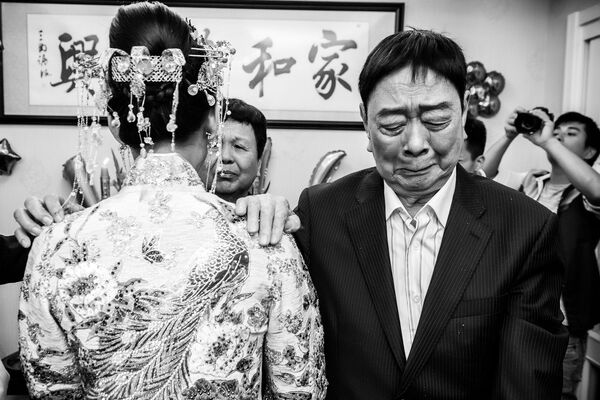 Снимок A Grandfather's Emotions китайского фотографа Ziheng Wang, занявший второе место в категории Open Award single photo конкурса Nikon Photo Contest 2018-2019 - Sputnik Молдова