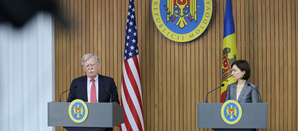 Джон Болтон и Майя Санду - Sputnik Moldova-România