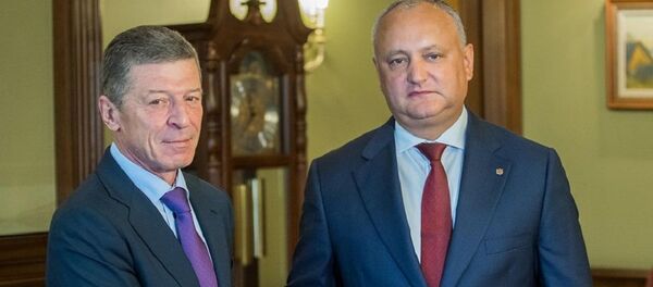 Președintele Igor Dodon și vicepremierul rus Dmitri Kozak - Sputnik Moldova