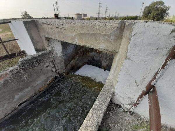 Смрад в Кишиневе: Apă-Canal обвинил экономических агентов Смрад в Кишиневе: Apă-Canal обвинил экономических агентов - Sputnik Молдова