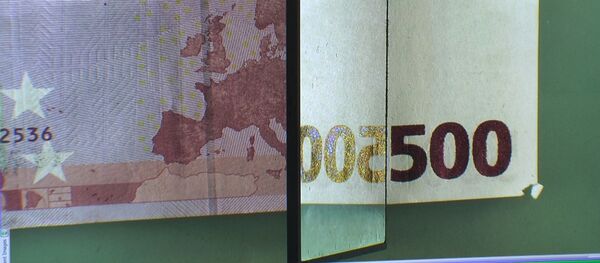 Обмануть могут каждого: как распознать фальшивые банкноты – видео - Sputnik Молдова