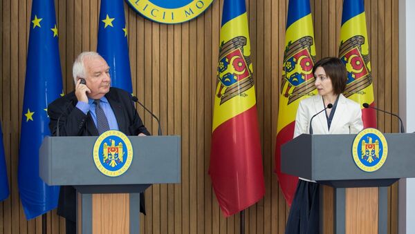 Conferință de presă susținută de prim-ministrul Republicii Moldova, Maia Sandu, și președintele Partidului Popular European, Joseph Daul - Sputnik Moldova