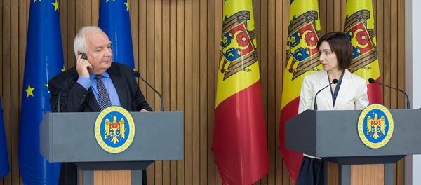 Conferință de presă susținută de prim-ministrul Republicii Moldova, Maia Sandu, și președintele Partidului Popular European, Joseph Daul - Sputnik Moldova