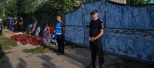 Anchetatorii români fac percheziții în casa lui Gheorghe Dinca - Sputnik Moldova-România