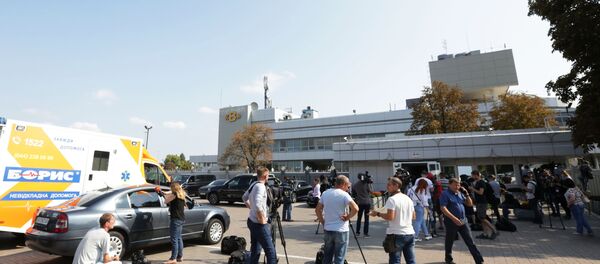 Журналисты в аэропорту Борисполя - Sputnik Молдова