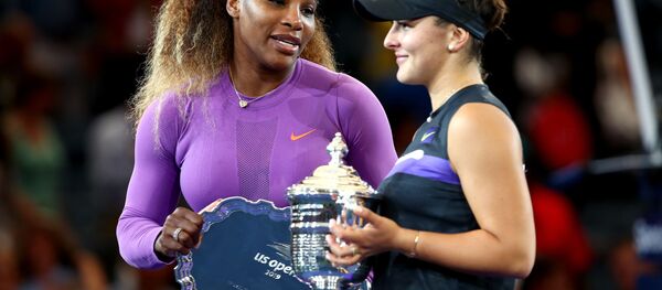 Bianca Andreescu si Serena Williams - Sputnik Moldova-România