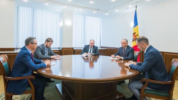 Встреча президента Молдовы Игоря Додона с главой миссии ОБСЕ в республике Клаусом Нойкирхом - Sputnik Молдова
